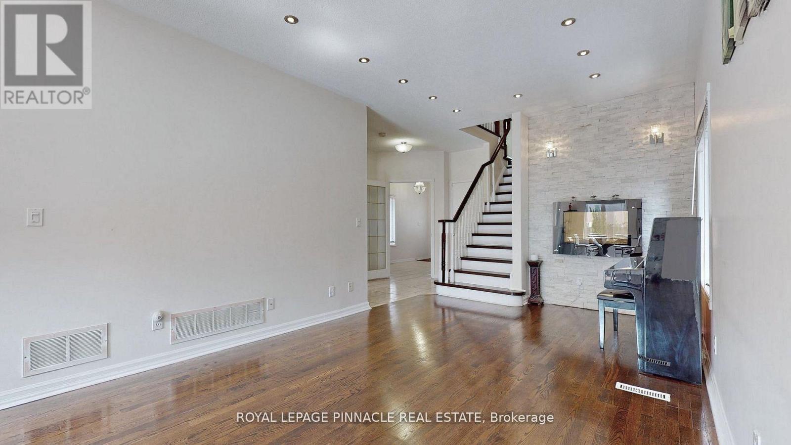 7254 Dime Crescent, Mississauga, ON