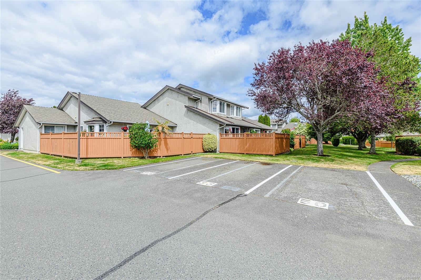#54-2070 Amelia Ave, Sidney, BC