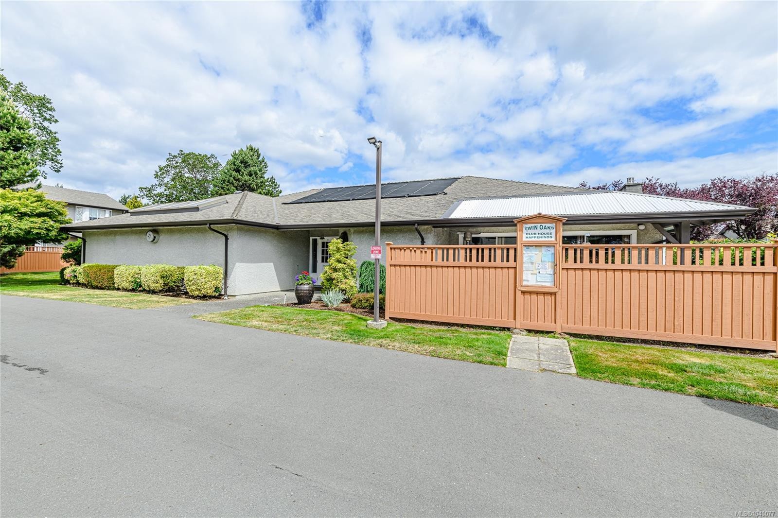 #54-2070 Amelia Ave, Sidney, BC
