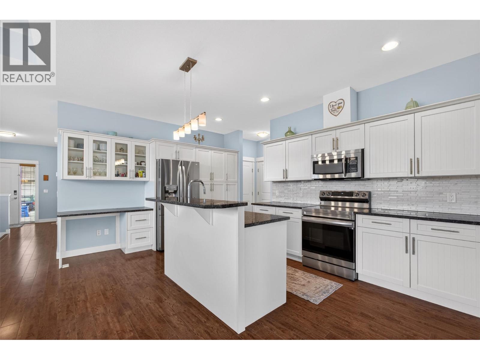 2054 Elkridge Drive, West Kelowna, BC