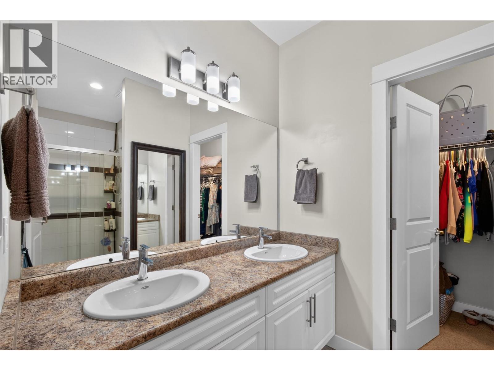2054 Elkridge Drive, West Kelowna, BC