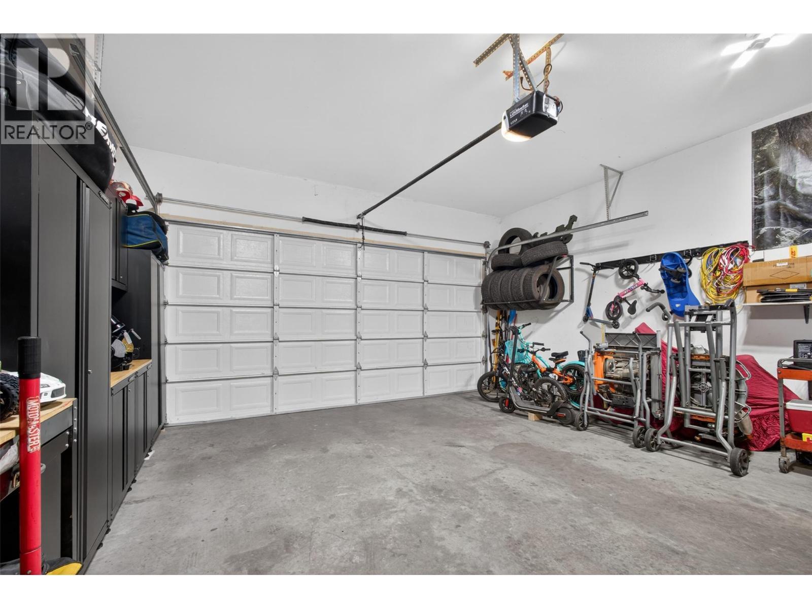 2054 Elkridge Drive, West Kelowna, BC