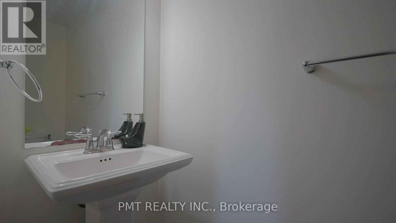 50 Robert Peel Road, Kitchener, ON