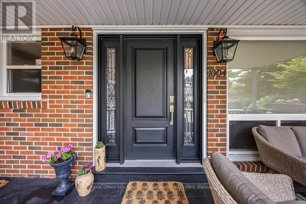 1004 Caldwell Avenue, Mississauga, ON