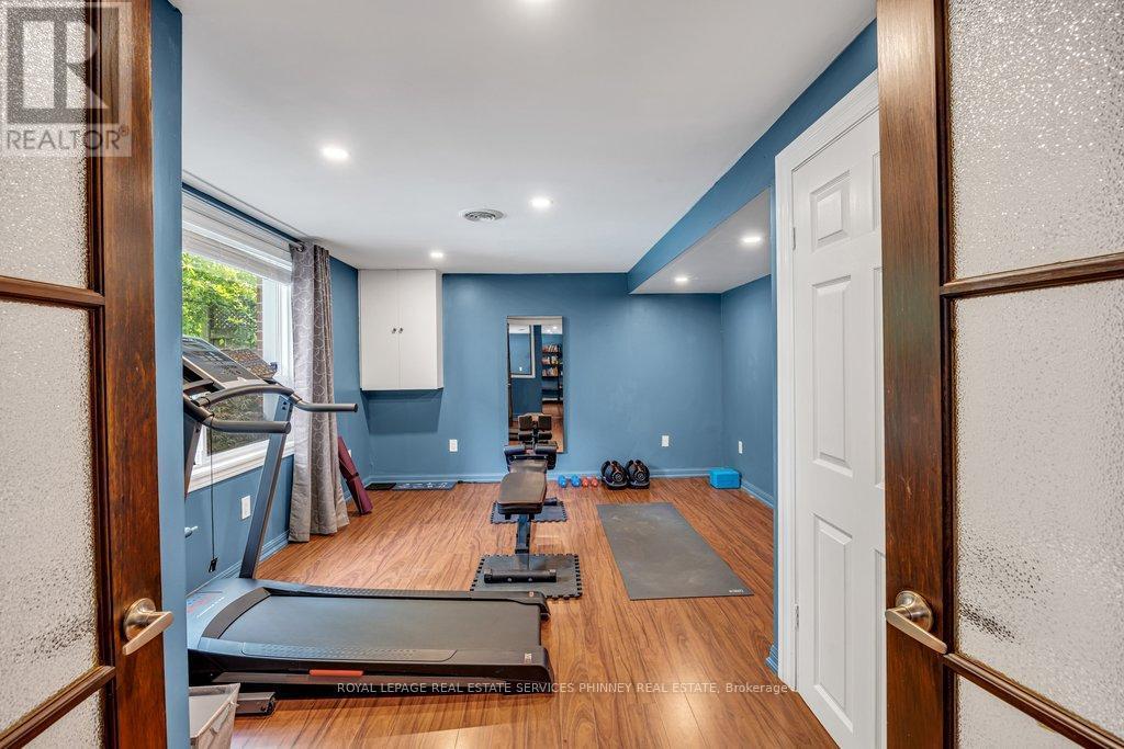 1004 Caldwell Avenue, Mississauga, ON