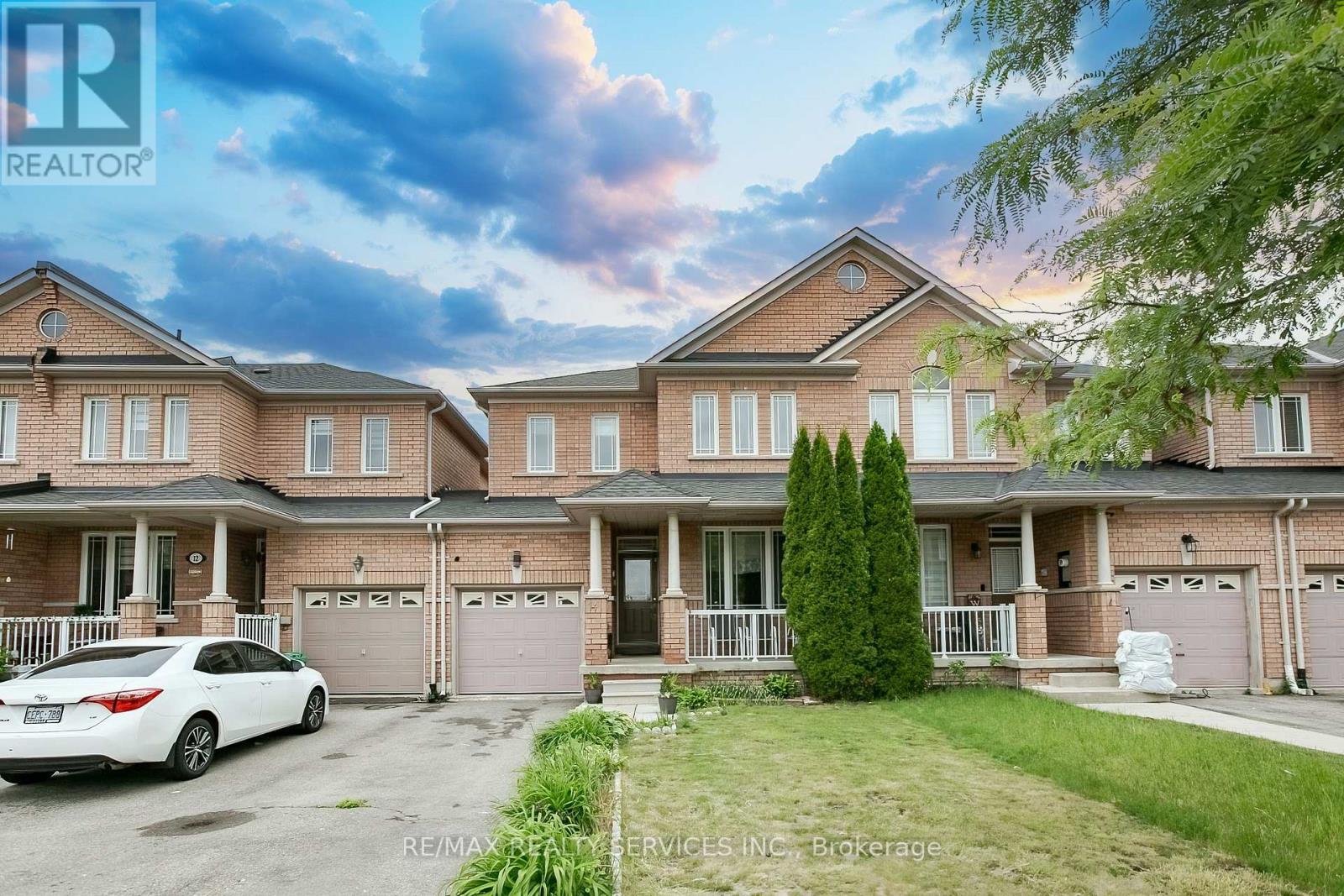 14 Eaglefield Gate, Brampton, ON