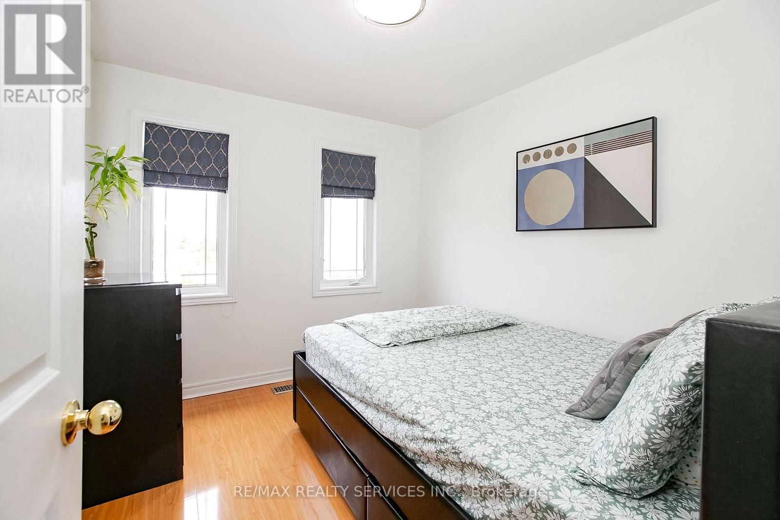 14 Eaglefield Gate, Brampton, ON