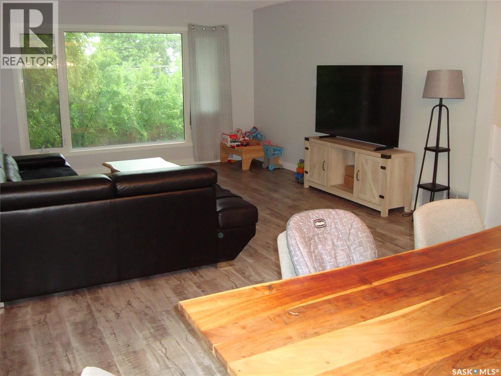 1430 Taylor Drive, Swift Current, SK