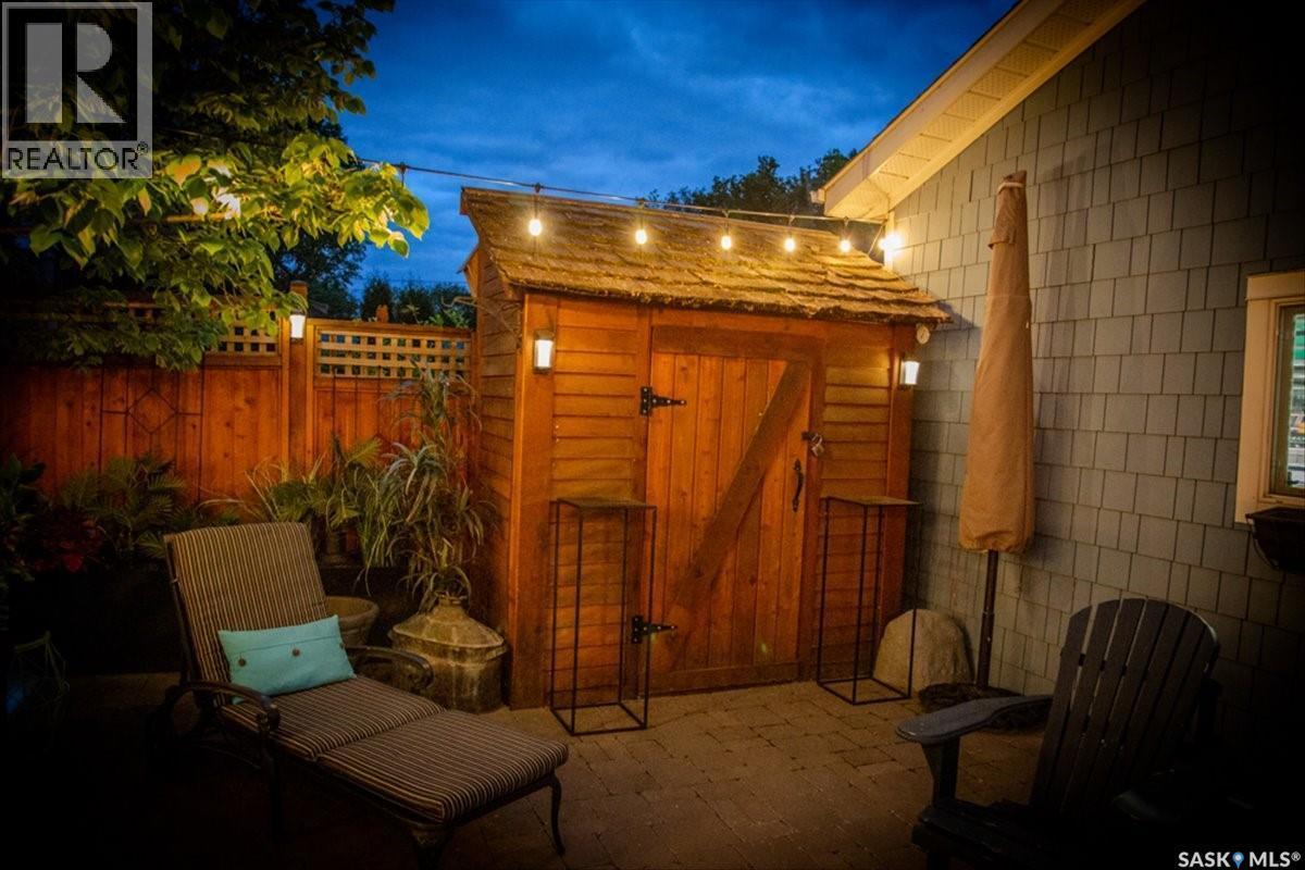 823 Temperance Street, Saskatoon, SK