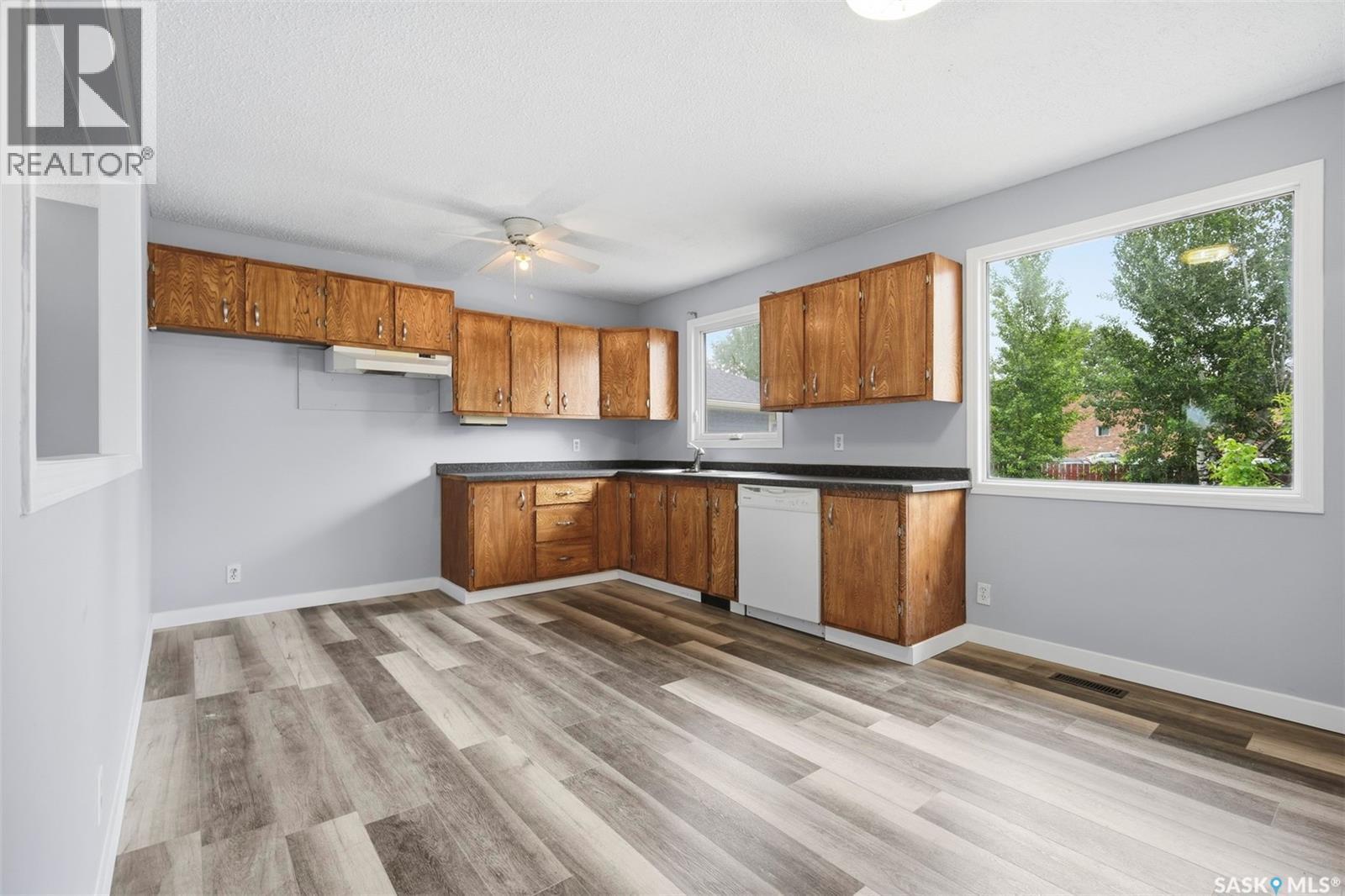 118 Smallwood Crescent, Saskatoon, SK