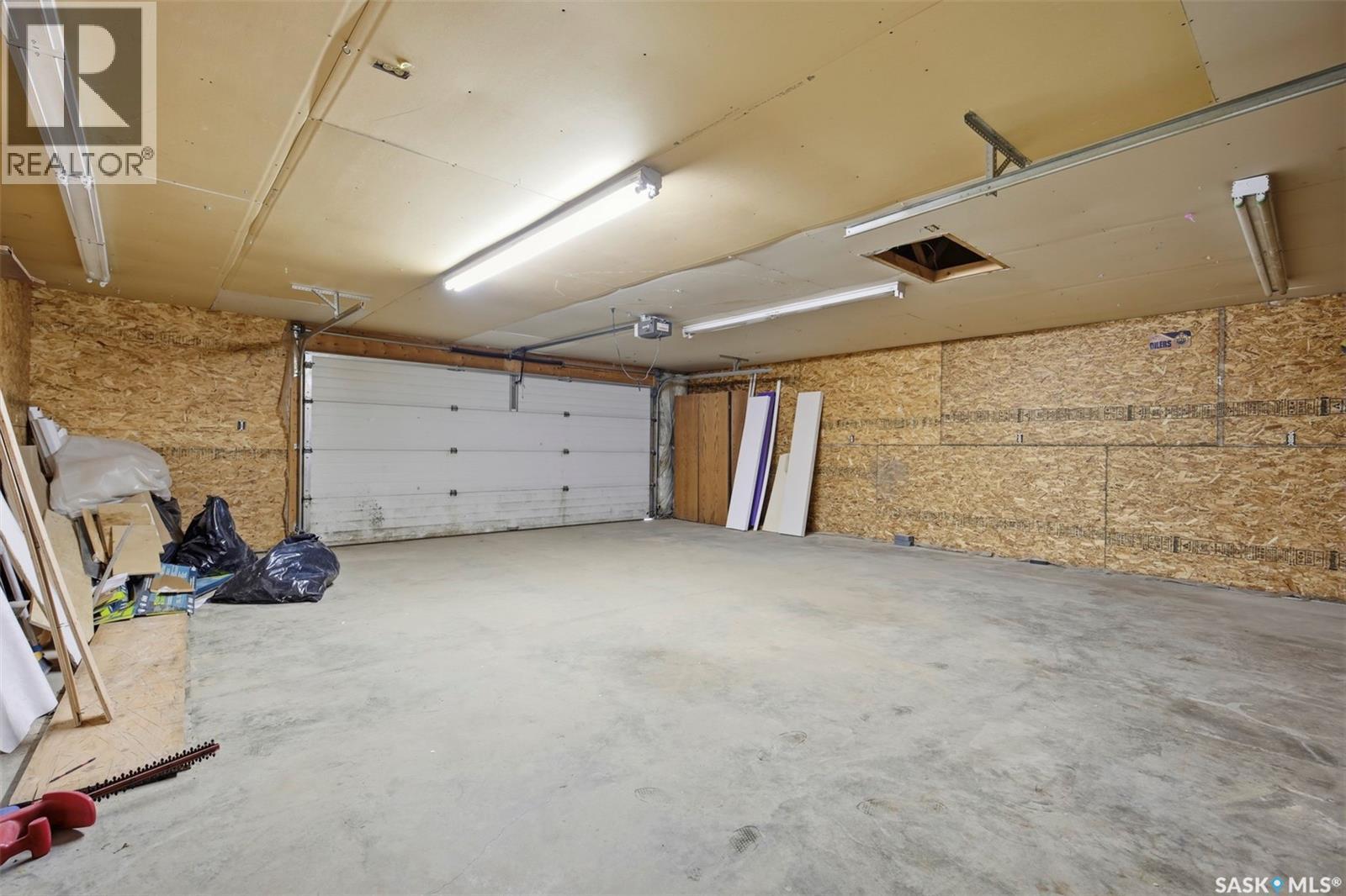 118 Smallwood Crescent, Saskatoon, SK