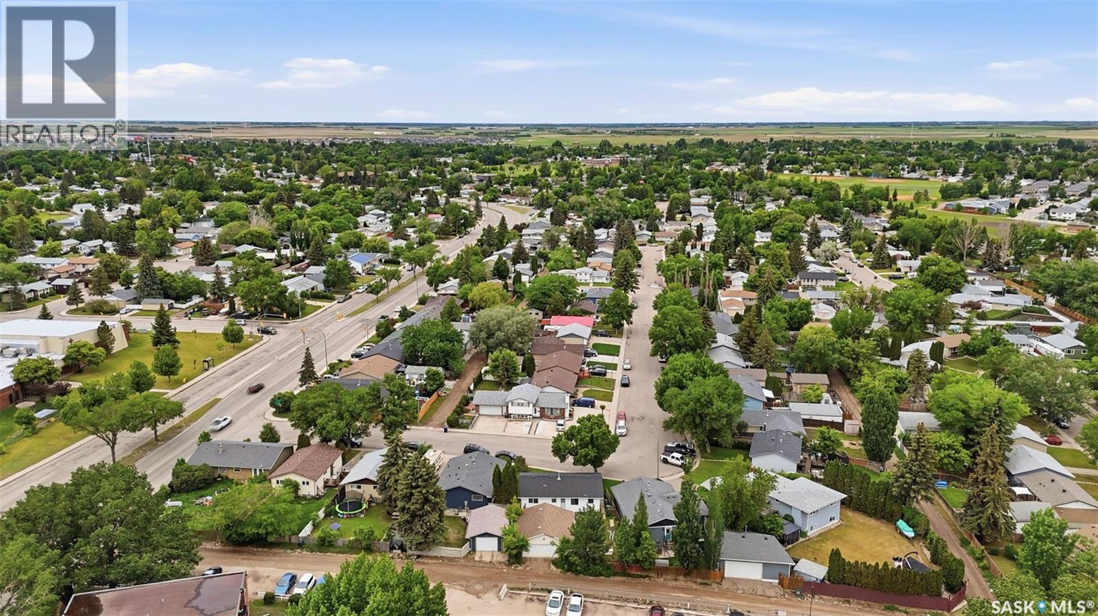 118 Smallwood Crescent, Saskatoon, SK