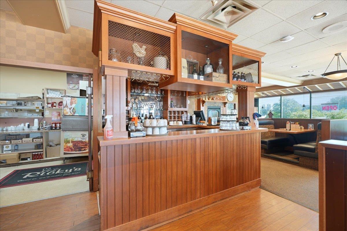 32081 Lougheed Highway, Mission, BC
