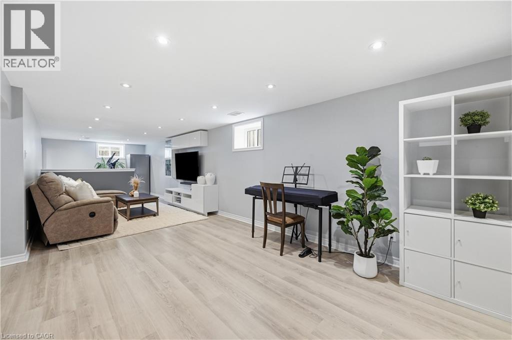 189 Foxbar Road, Burlington, ON