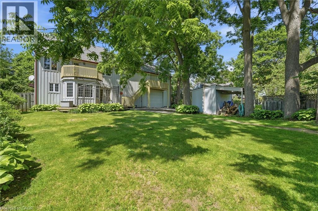 3 Ancaster Street E, Dundas, ON - Outdoor