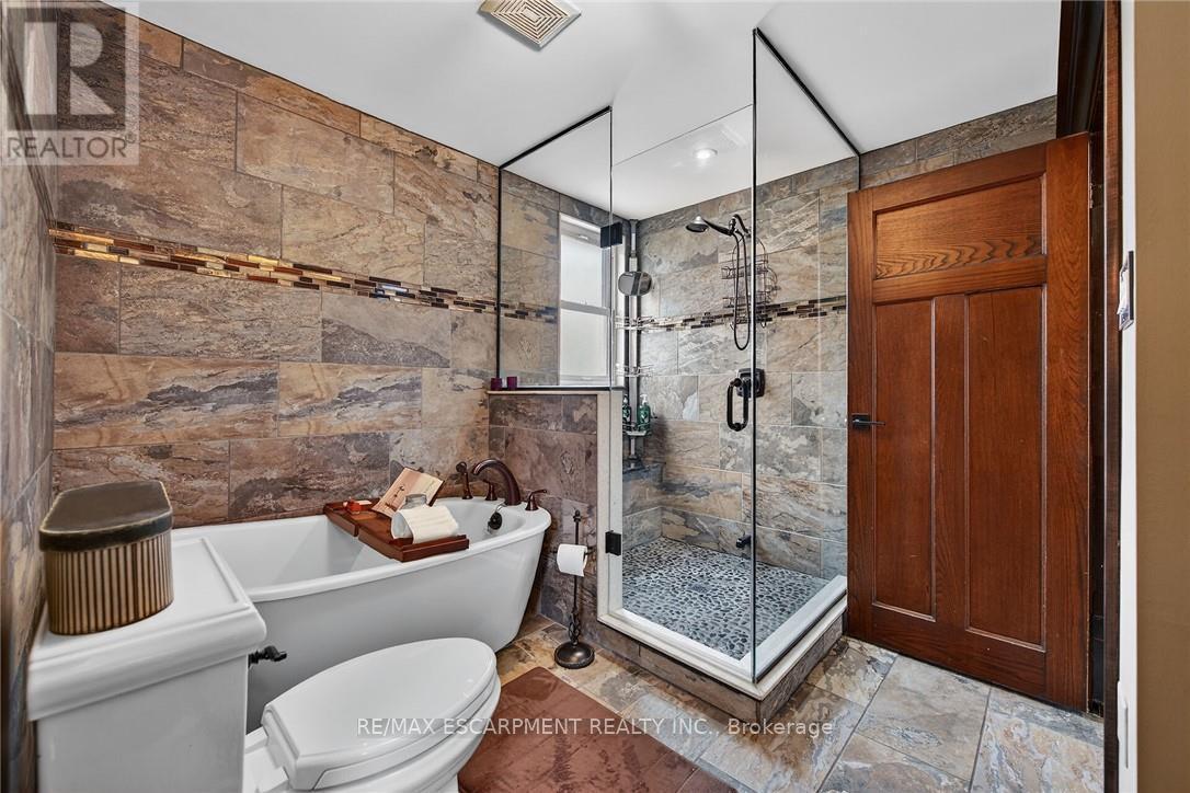 151 Holton Avenue S, Hamilton, ON