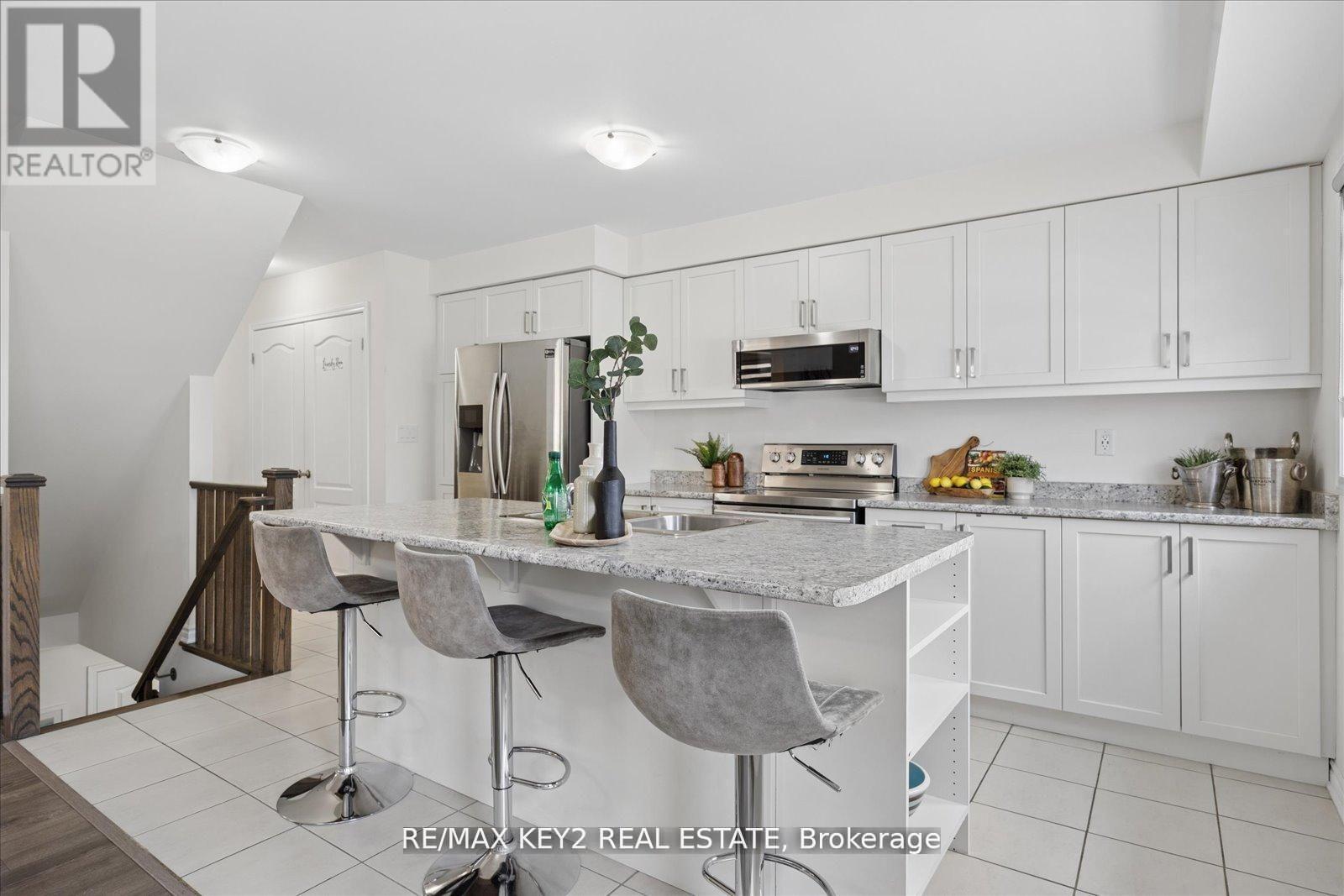 2417 Fall Harvest Crescent, Pickering, ON
