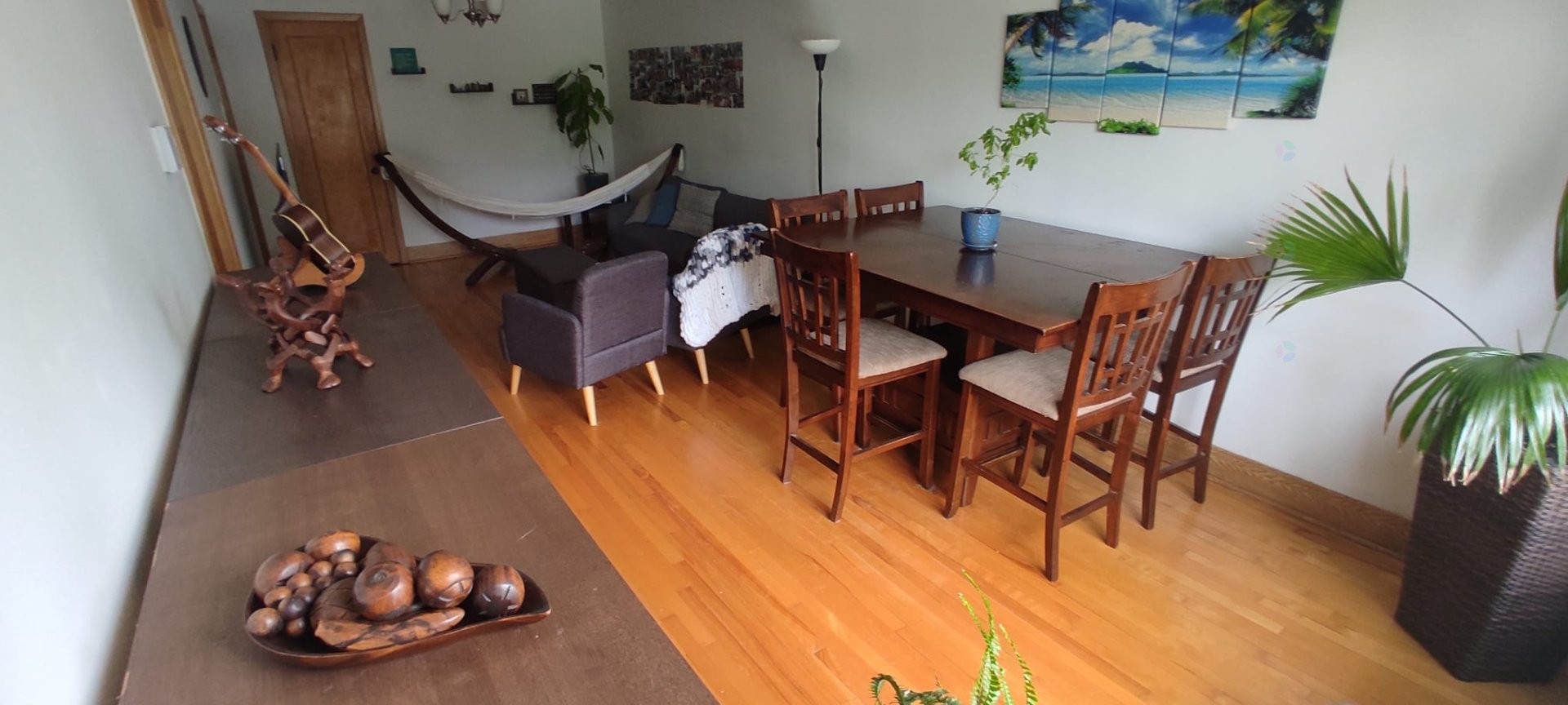 Salle à manger - 9485 Rue St-Denis, Montréal (Ahuntsic-Cartierville), QC