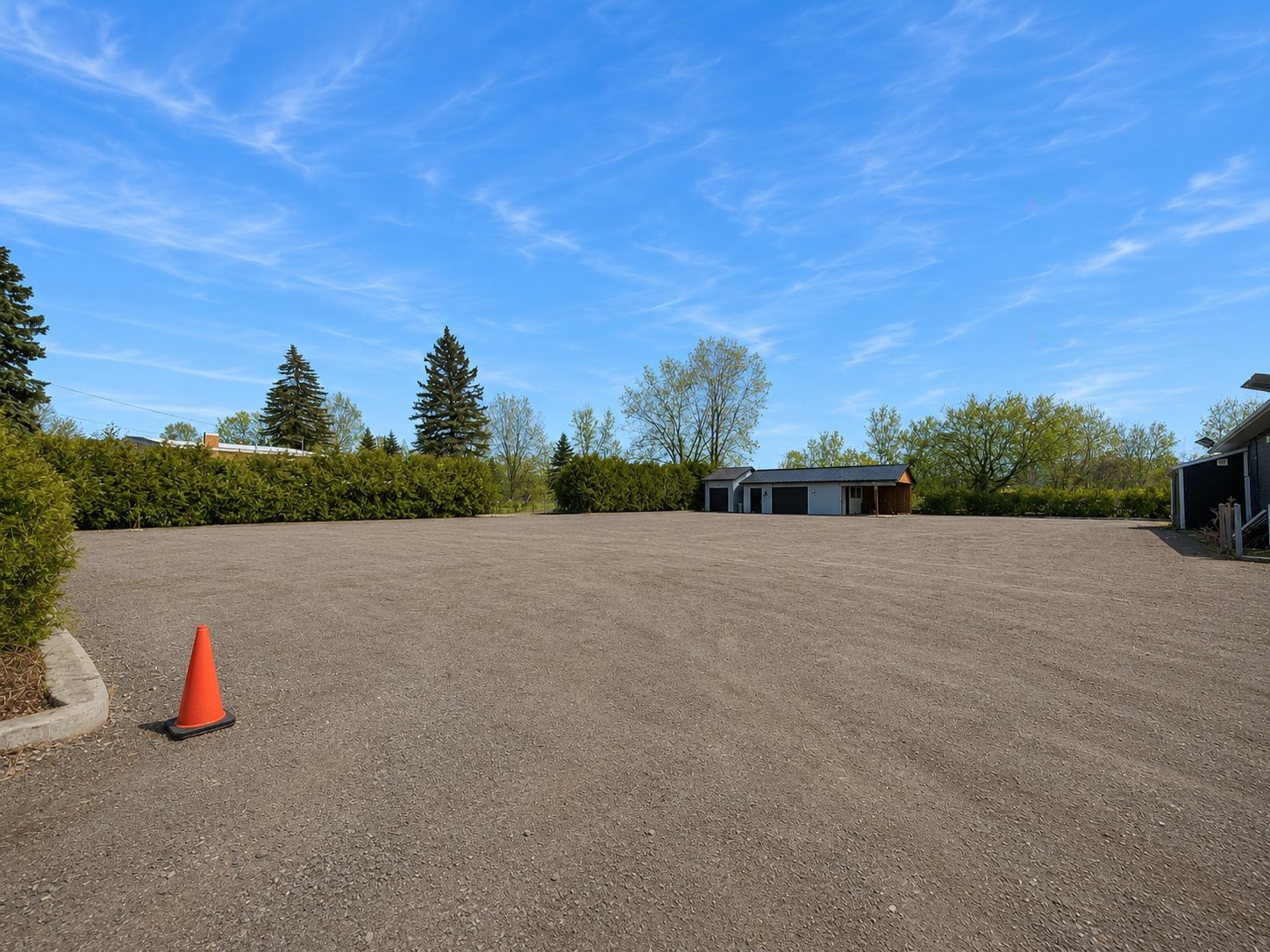 Parking - 4300 Boul. Dagenais O., Laval (Fabreville), QC - Outdoor