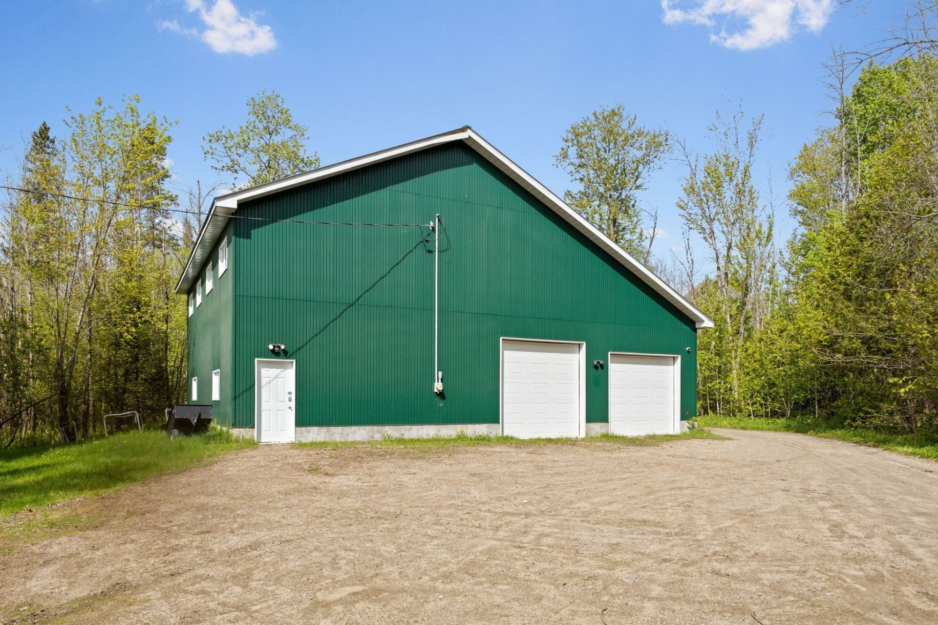 Garage - 42 Ch. Higgins, Low, QC