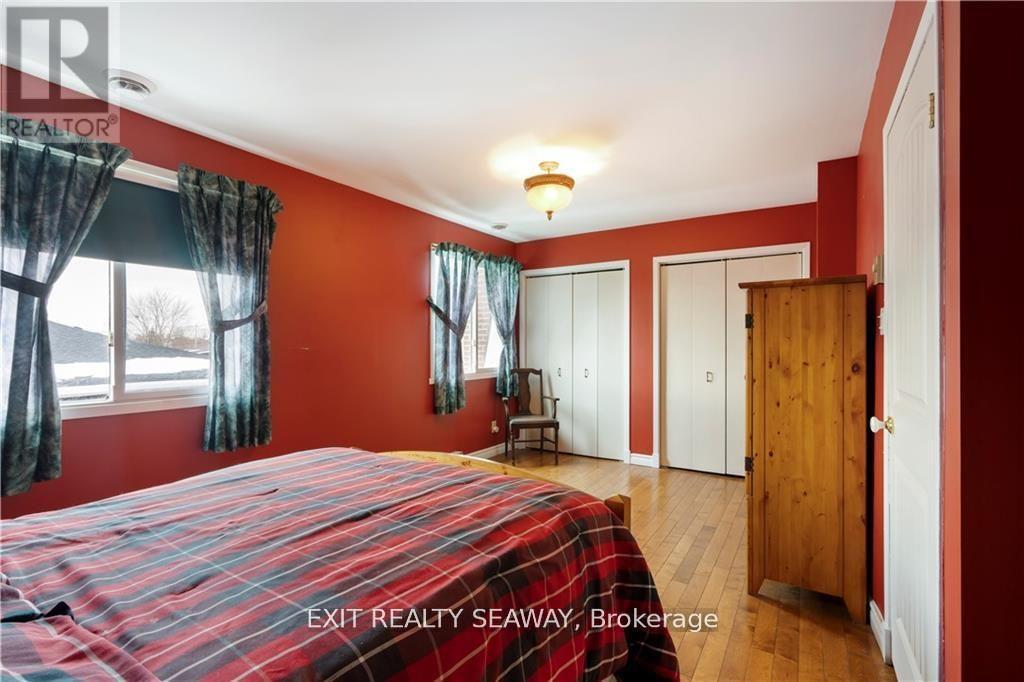 400 Lynwood Drive, Cornwall, ON