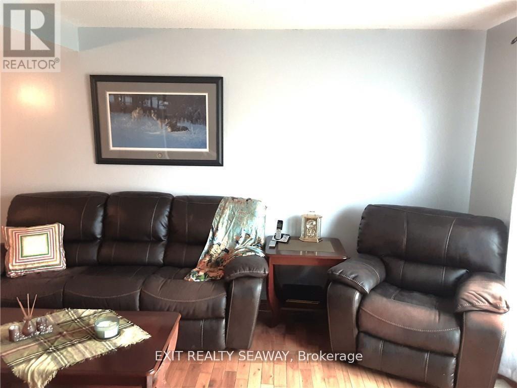 400 Lynwood Drive, Cornwall, ON