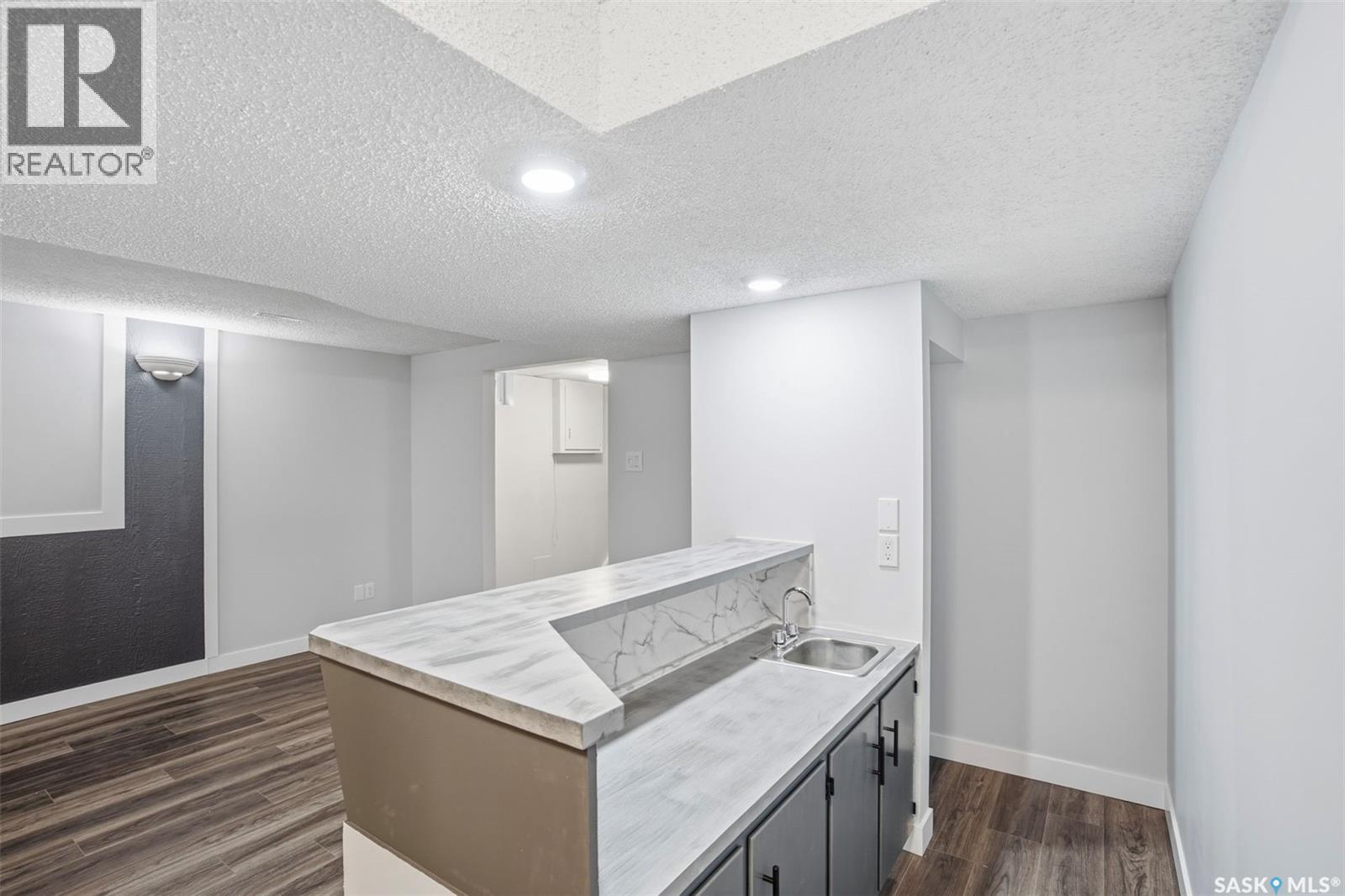 102 Dore Crescent, Saskatoon, SK