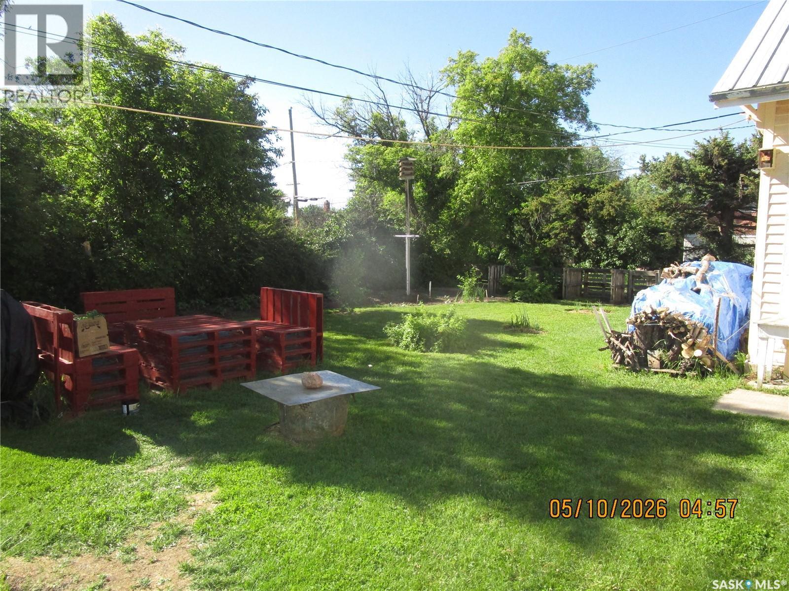210 7Th Avenue W, Assiniboia, SK