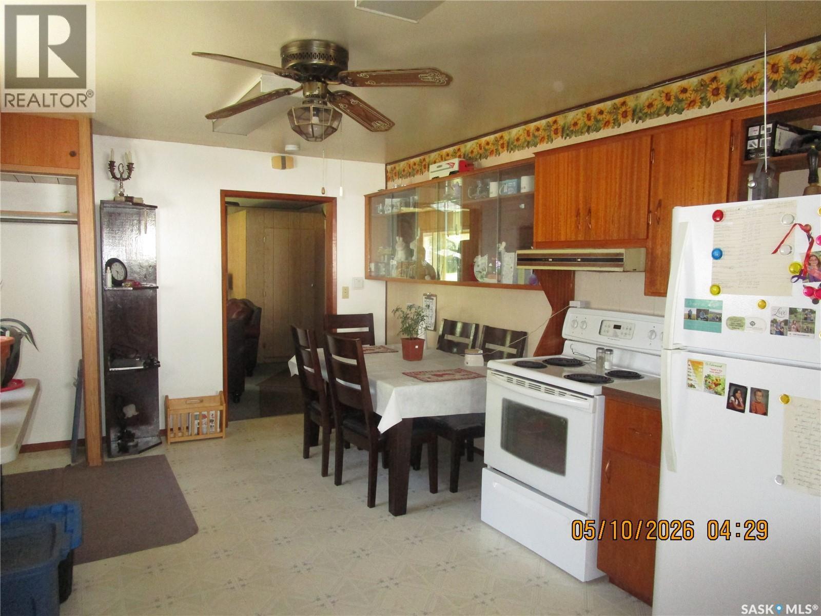 210 7Th Avenue W, Assiniboia, SK