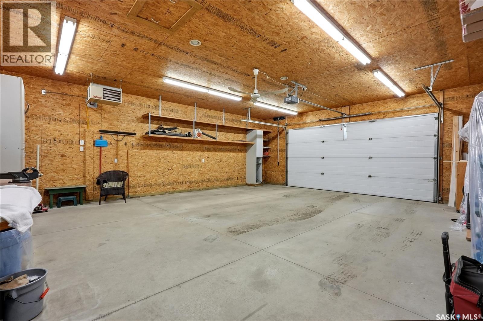 328 Carleton Drive, Saskatoon, SK