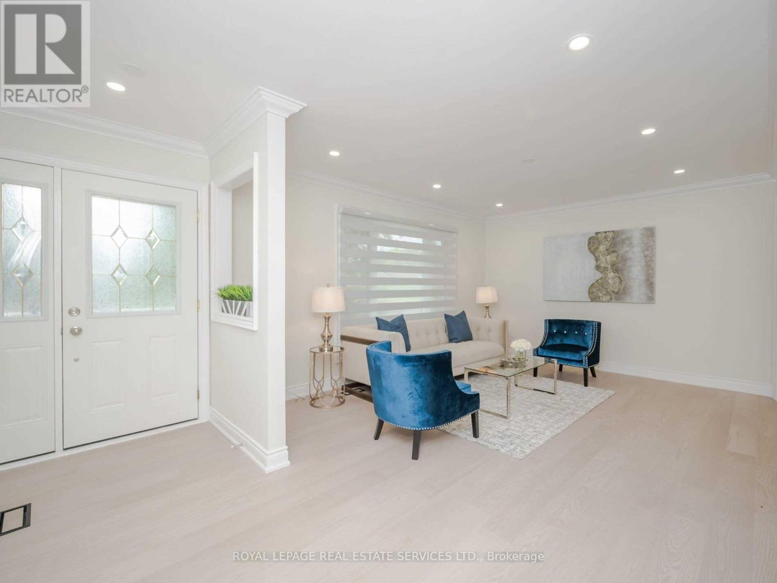 372 Highside Drive, Milton, ON