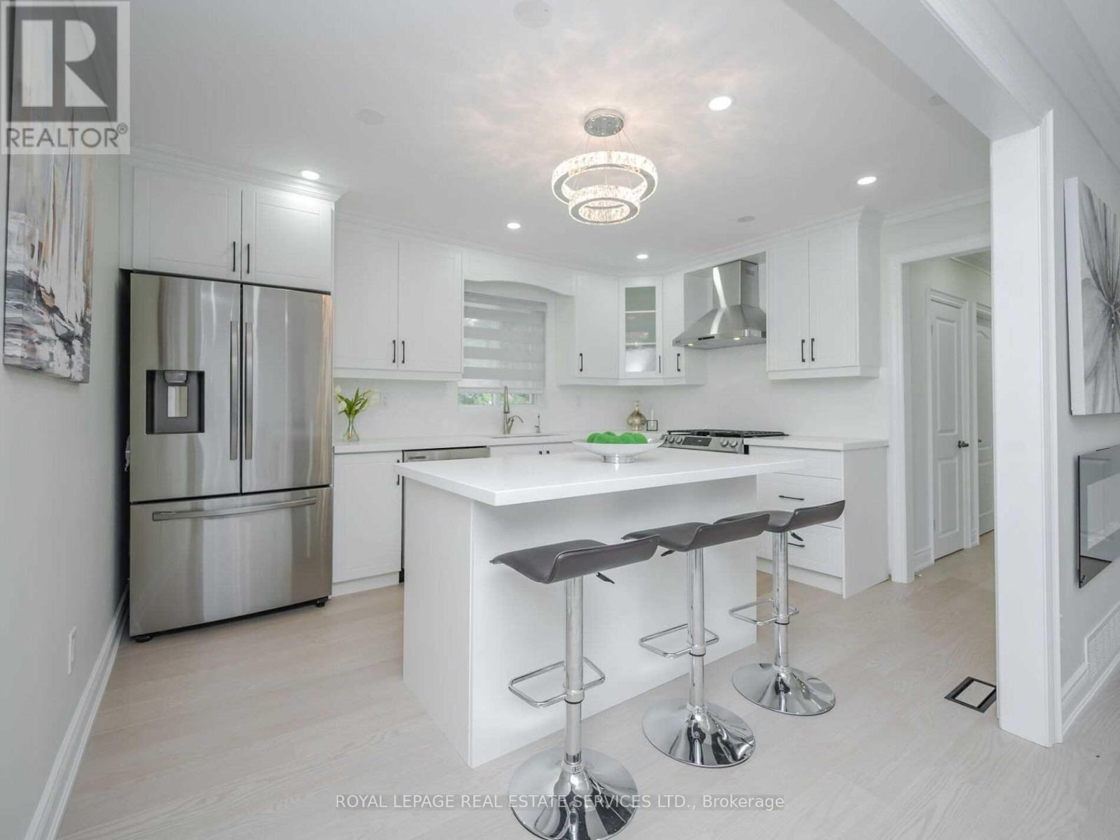372 Highside Drive, Milton, ON