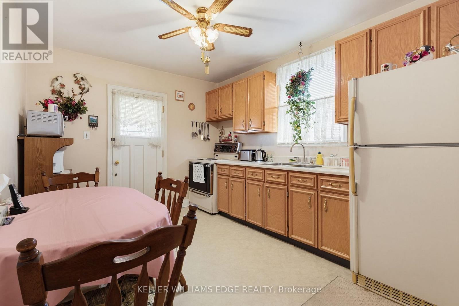 47 Crosthwaite Avenue S, Hamilton, ON
