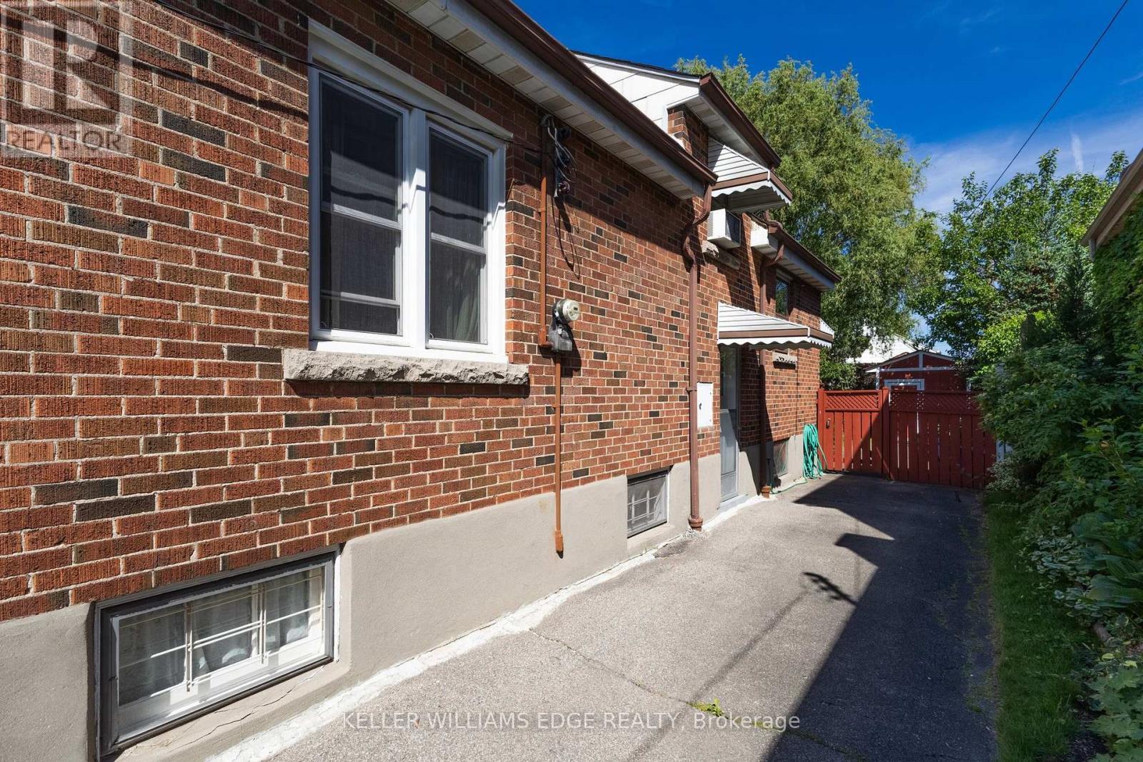 47 Crosthwaite Avenue S, Hamilton, ON