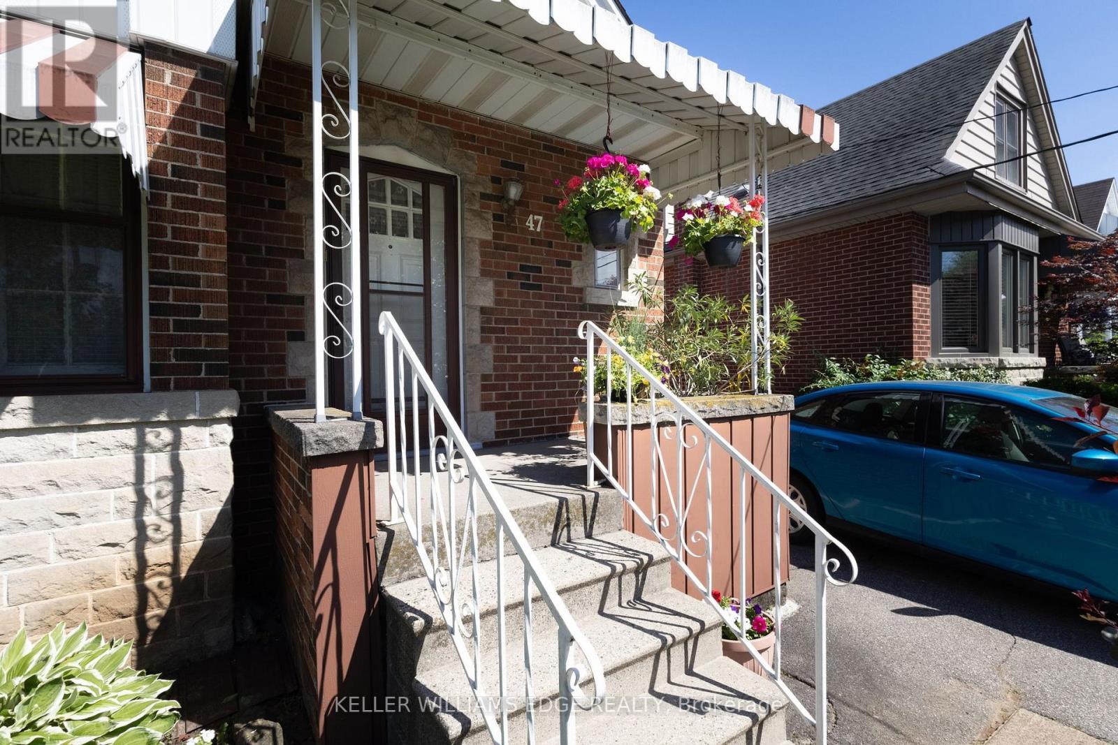 47 Crosthwaite Avenue S, Hamilton, ON