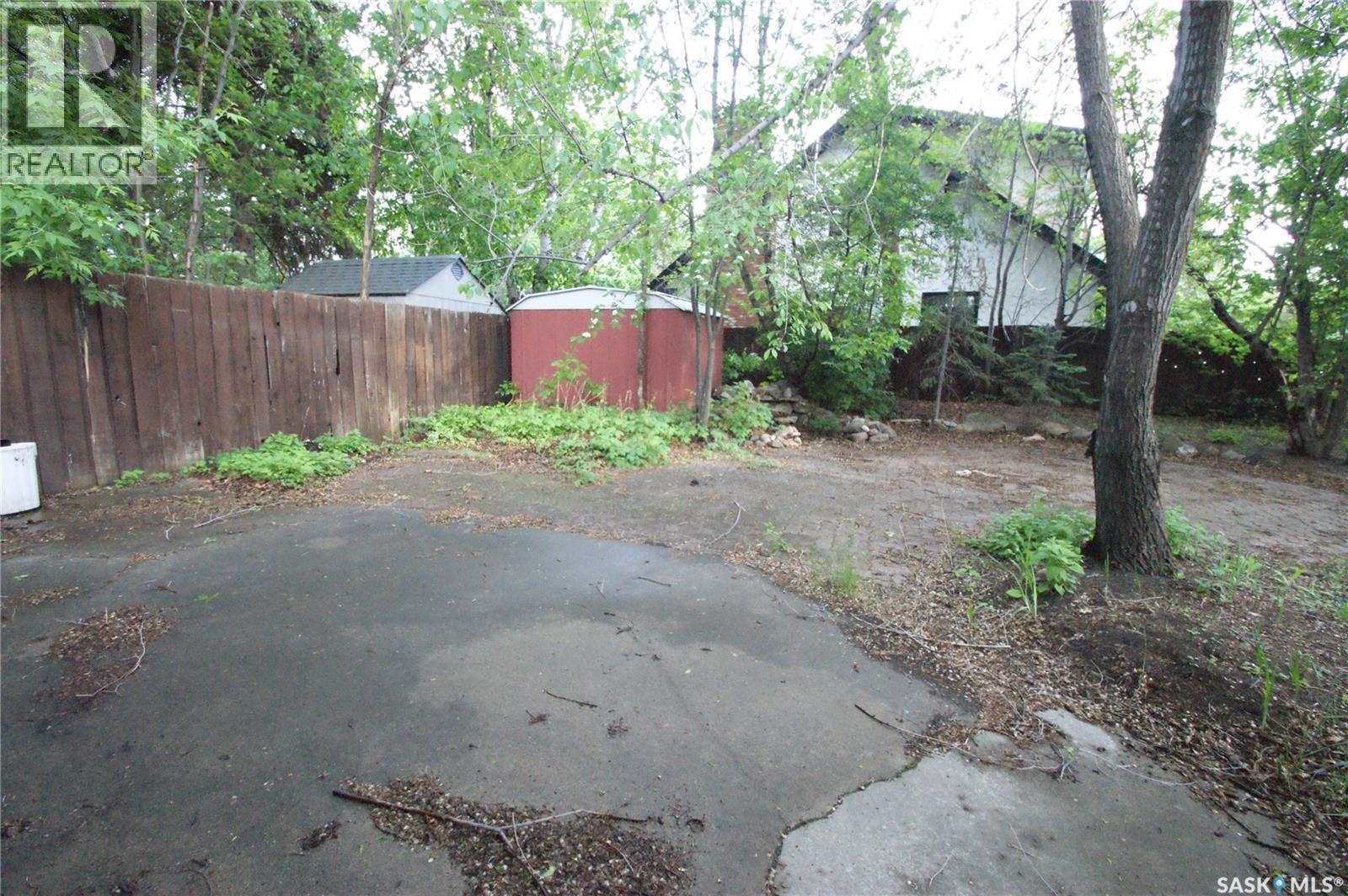 99 Assiniboine Drive, Saskatoon, SK