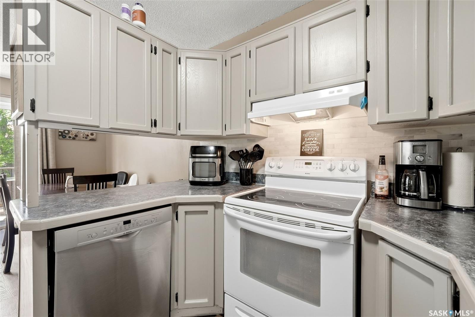 22 Salemka Crescent, Regina, SK