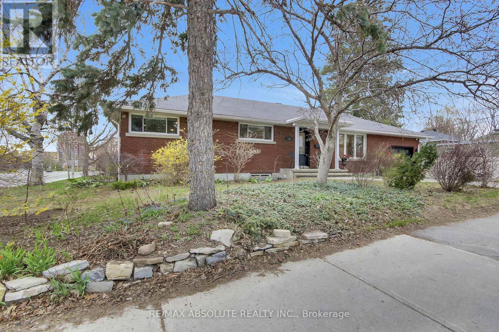 731 Dovercourt Avenue, Ottawa, ON