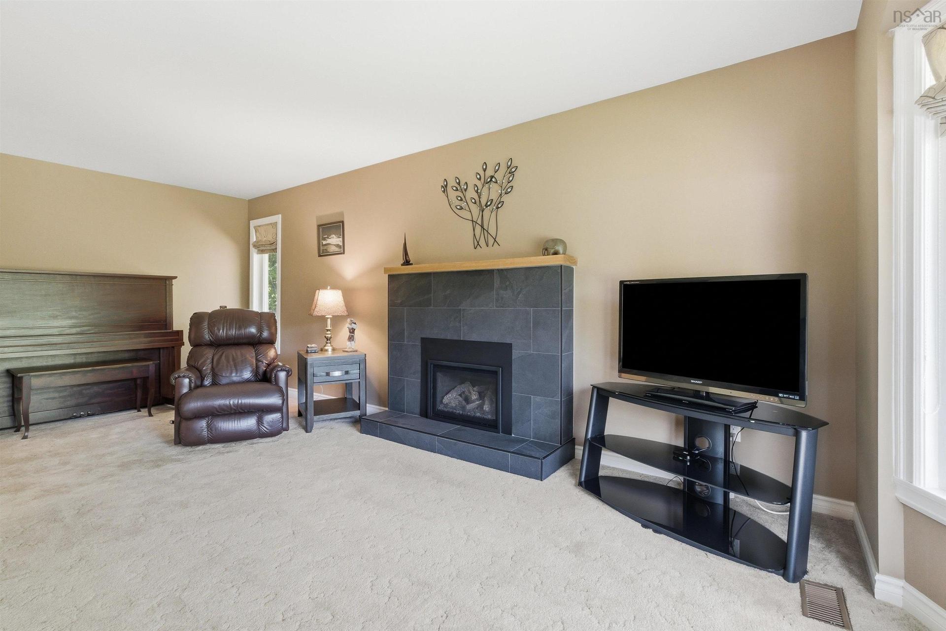5 Juniper Way, Hubley, NS