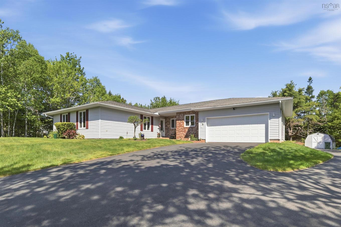 5 Juniper Way, Hubley, NS