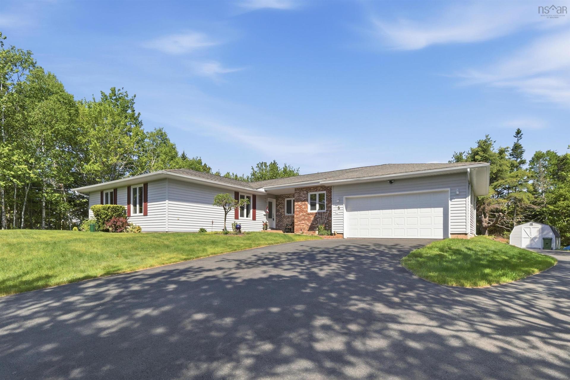 5 Juniper Way, Hubley, NS