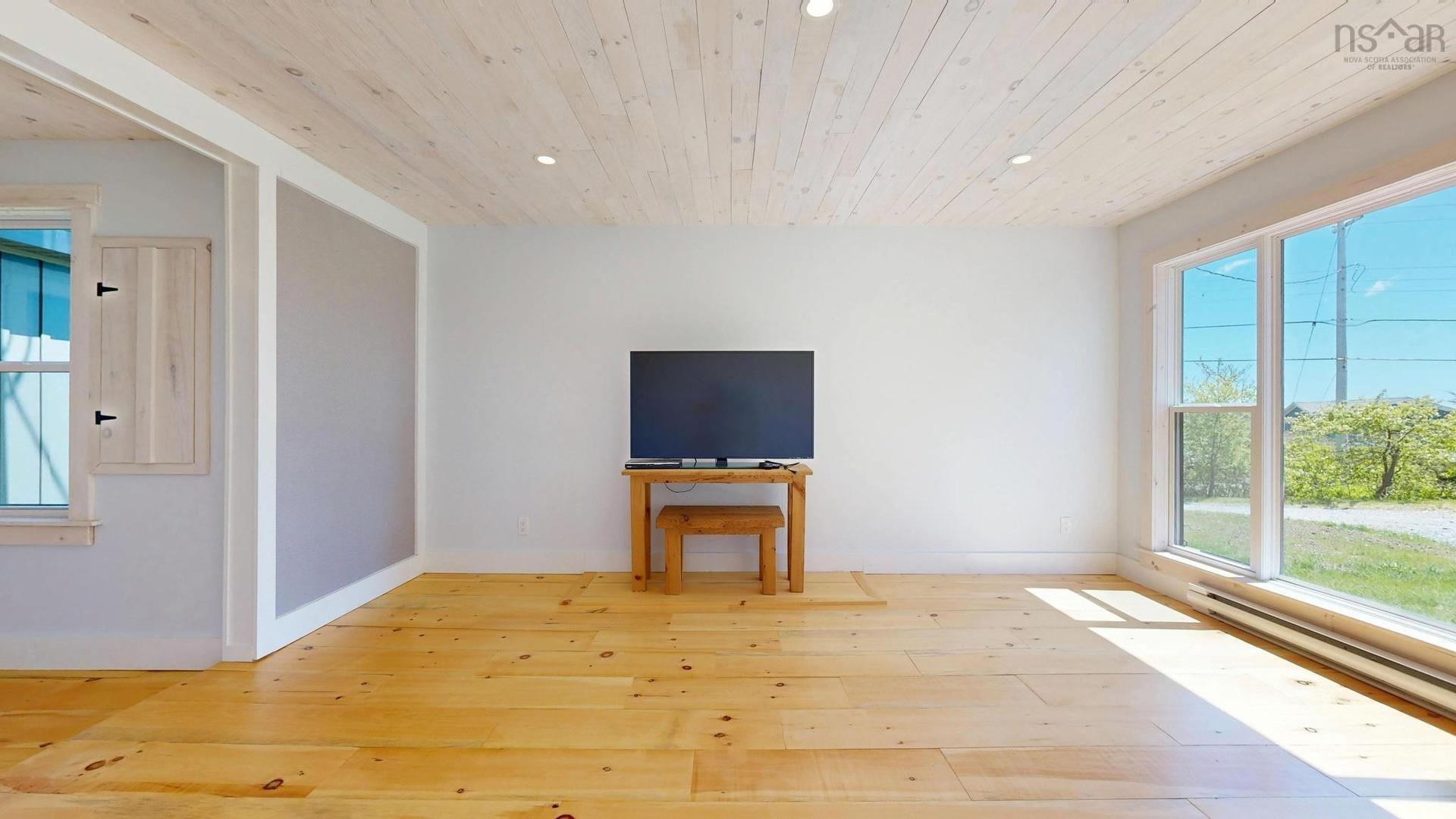 31 Shore View Drive, Beach Meadows, NS