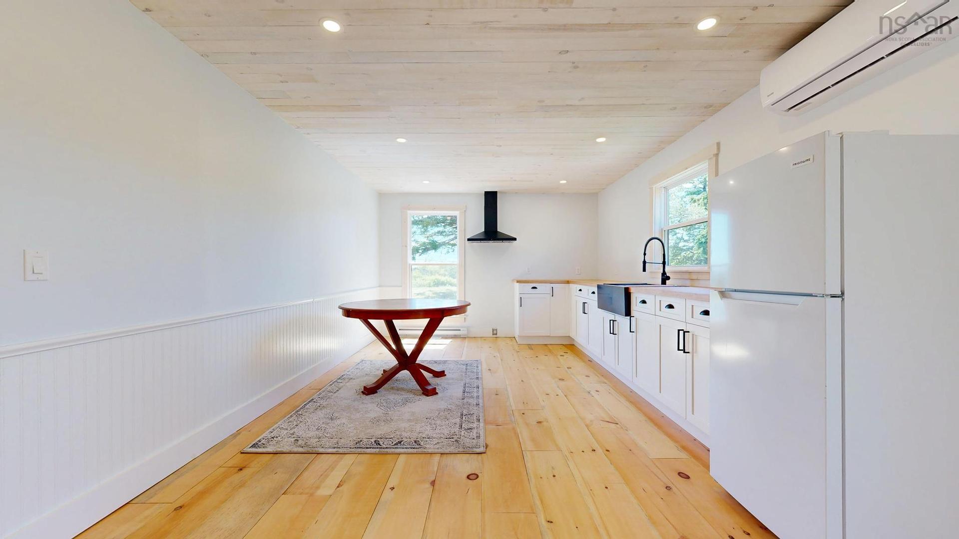 31 Shore View Drive, Beach Meadows, NS
