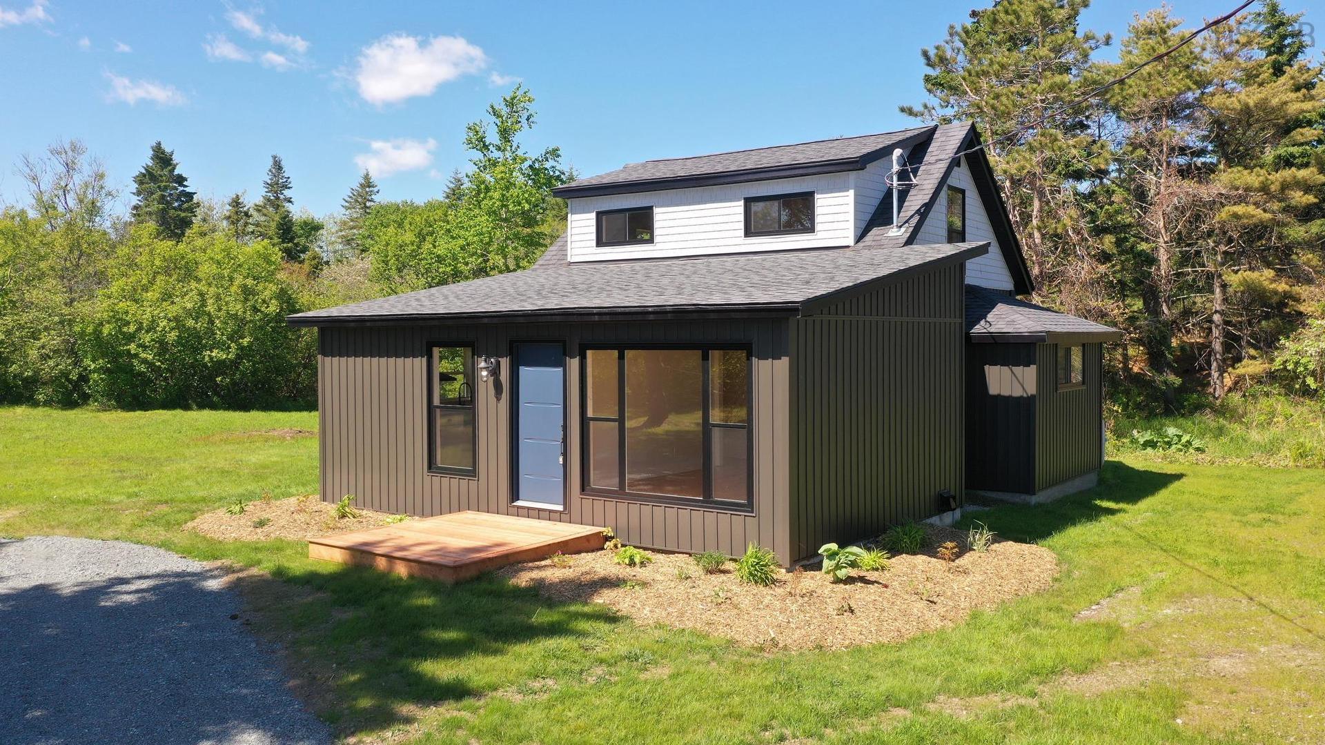31 Shore View Drive, Beach Meadows, NS