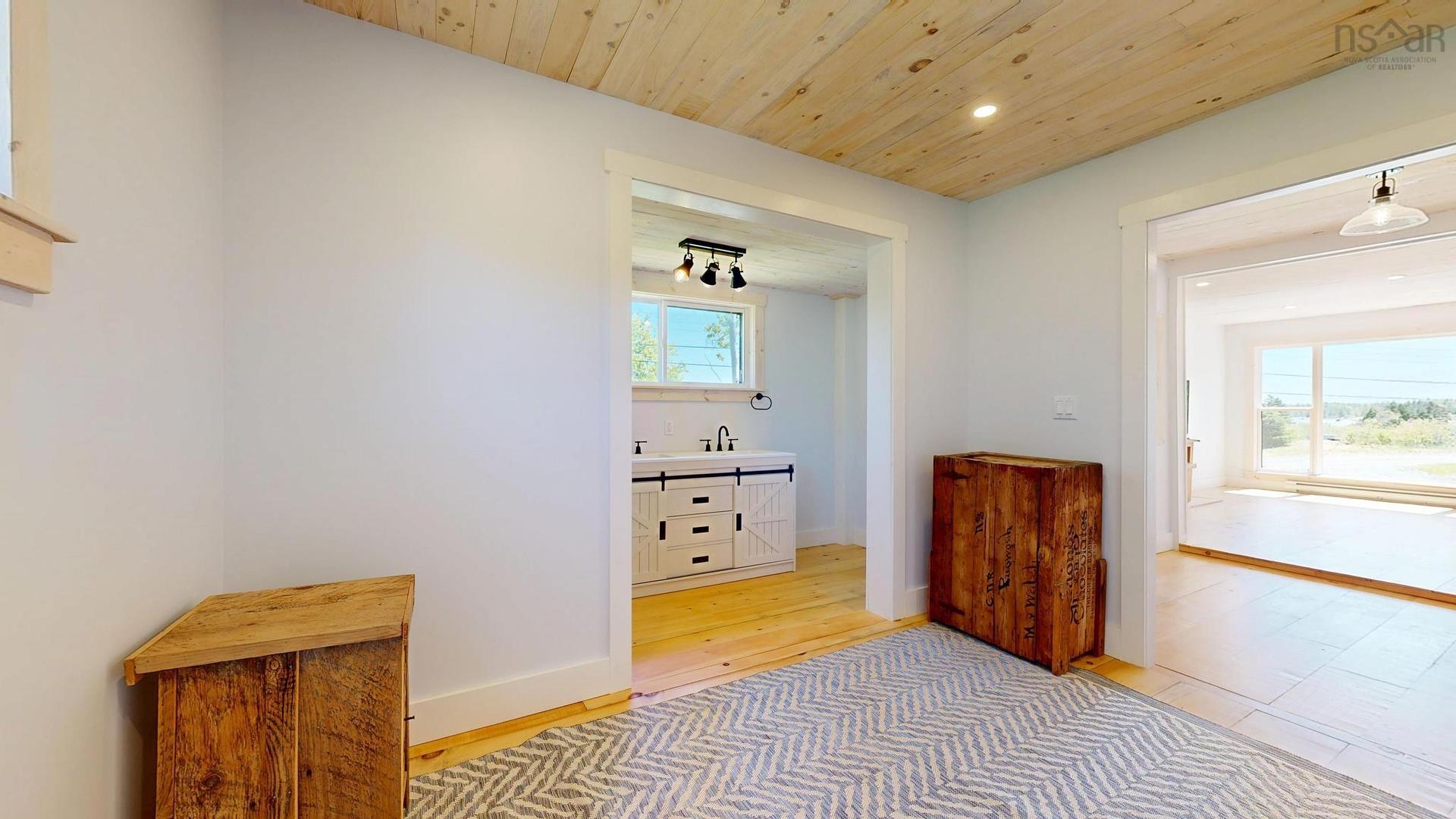 31 Shore View Drive, Beach Meadows, NS