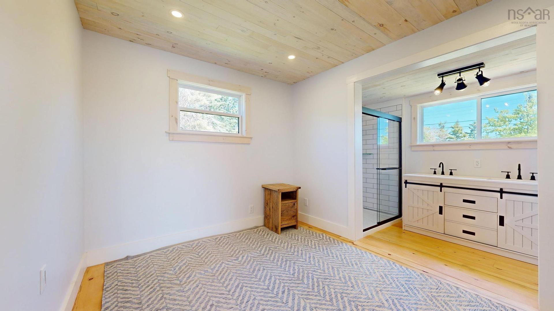 31 Shore View Drive, Beach Meadows, NS