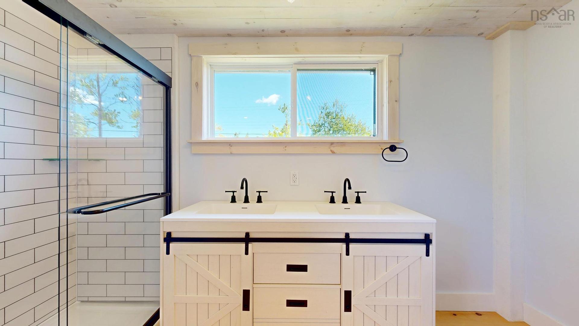 31 Shore View Drive, Beach Meadows, NS