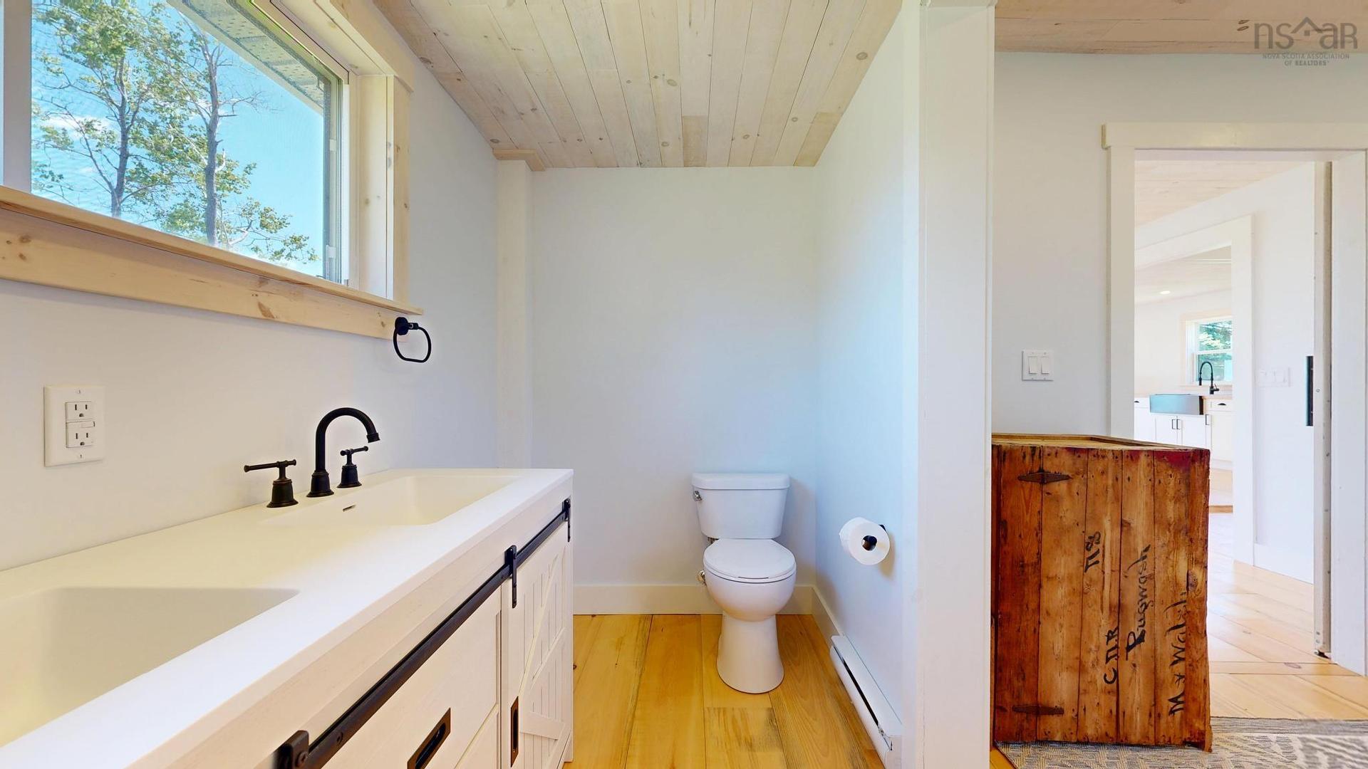 31 Shore View Drive, Beach Meadows, NS