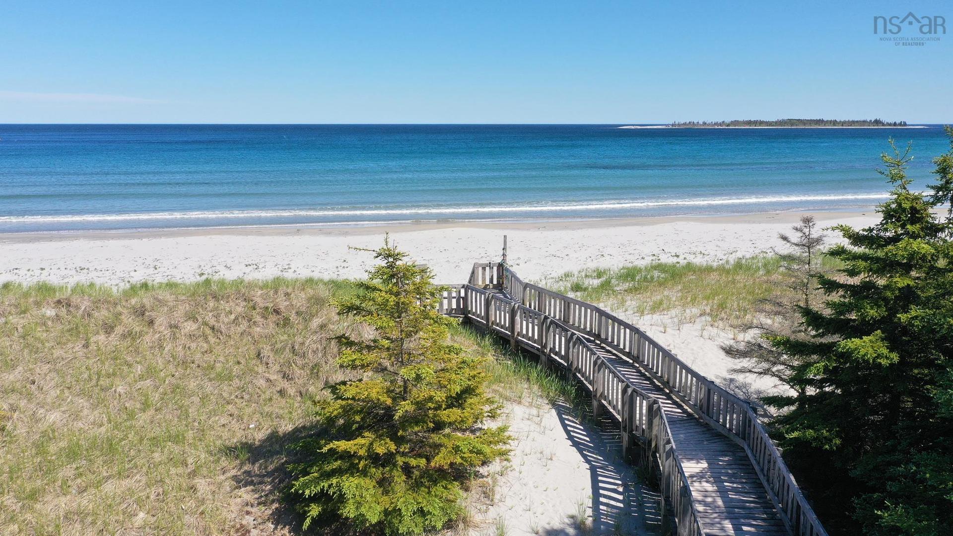 31 Shore View Drive, Beach Meadows, NS