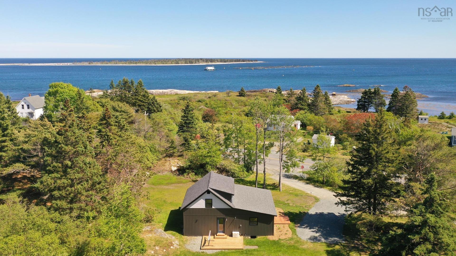 31 Shore View Drive, Beach Meadows, NS